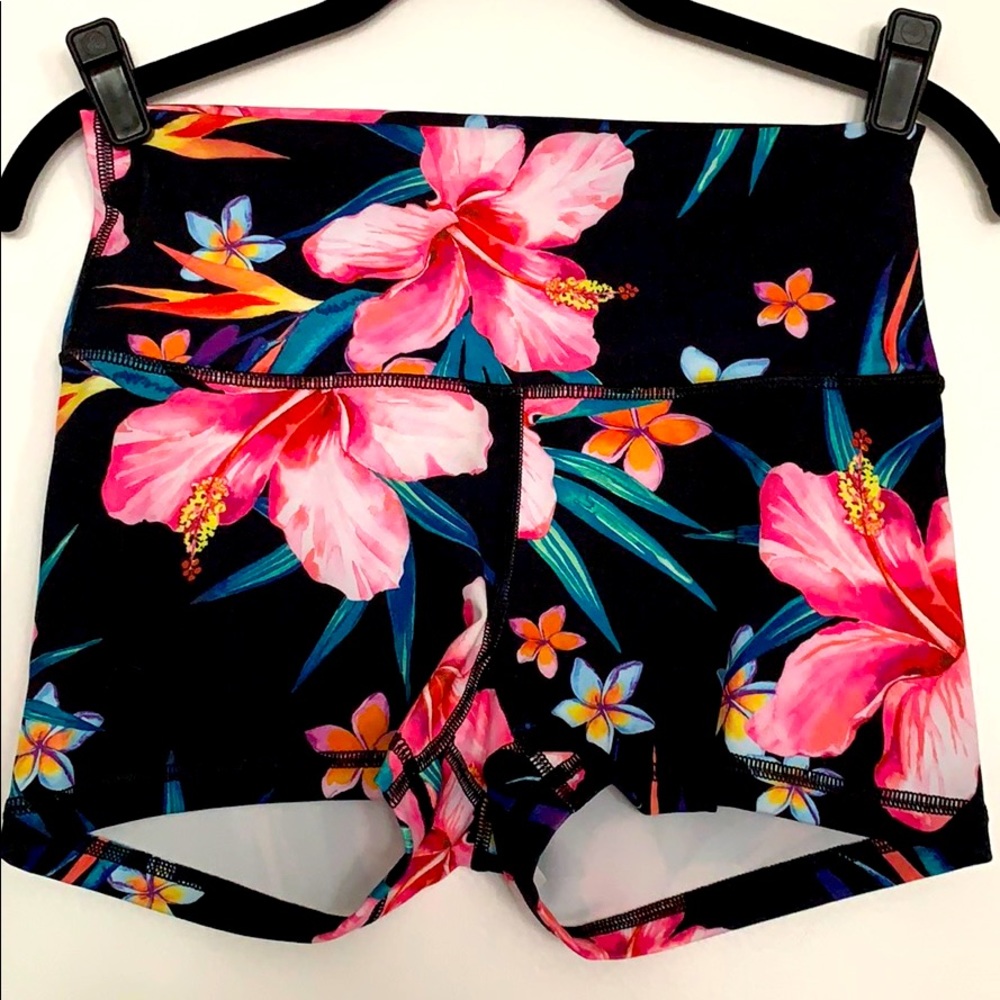 Old Navy Dry Fit Active Floral Shorts